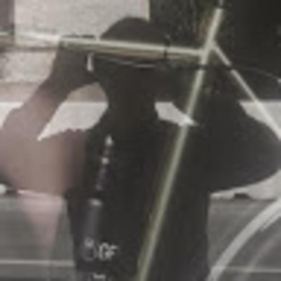 Meet your Posher, Pablo - Picture 1 of 1